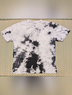 CMMN SWDN Ridley Tie Dye T-shirt 100% Cotton Men's Size Large Made in Portugal